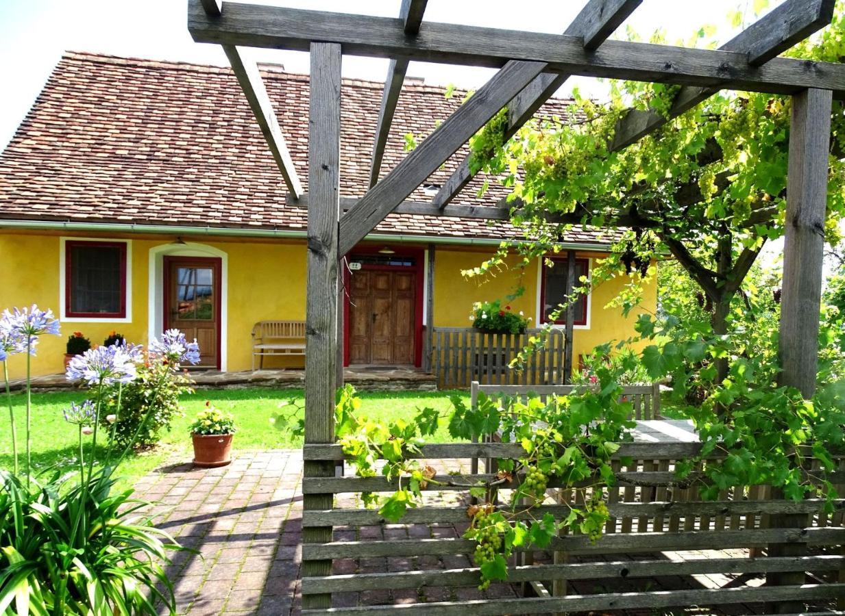 Landlust-Ferienhaus Am Rosenhof Hartberg Ngoại thất bức ảnh